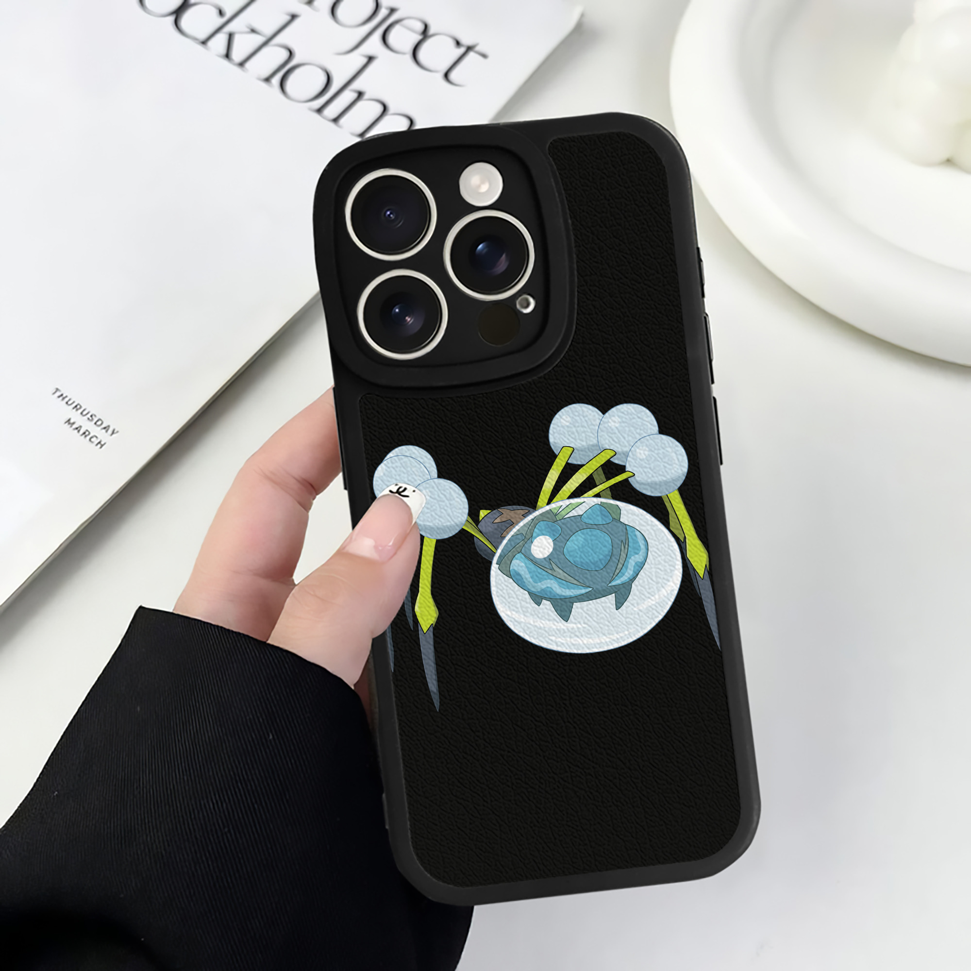（画像用） ポケットモンスター Pokémon 【iPhone 16シリーズ対応】シリコンスマホケース（レザー調） 材質：シリコン